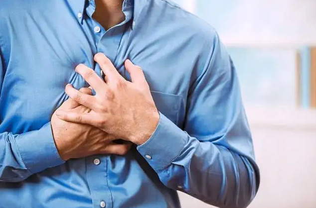 心口痛胃痛是什么原因引起的