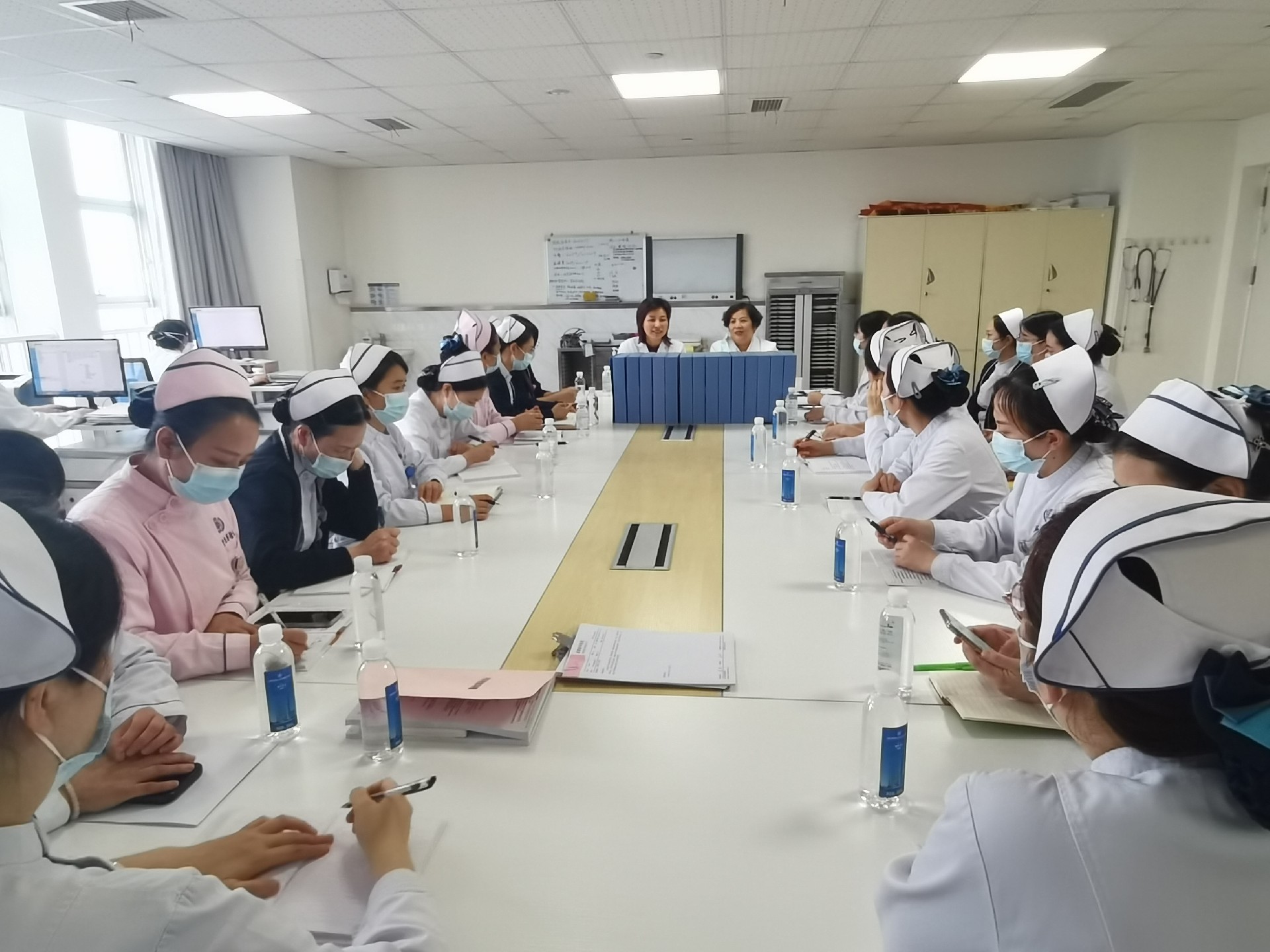 借外院专家之力  助推护理三甲建设——邀请四一六专家来院指导三甲创建工作
